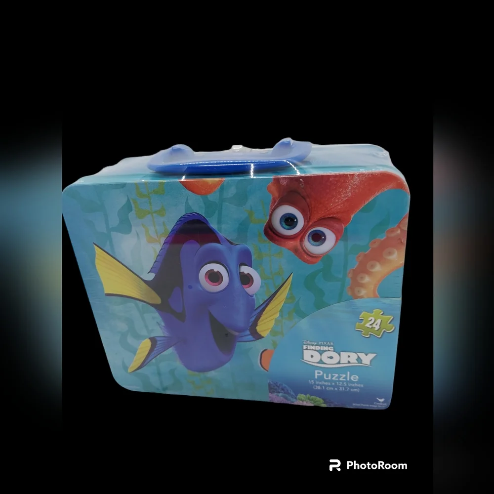Disney Pixar Finding Dory 24 Piece Puzzle In Lunchbox Style Case NWOT